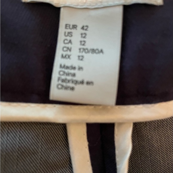 H&M shorts - Picture 3 of 3